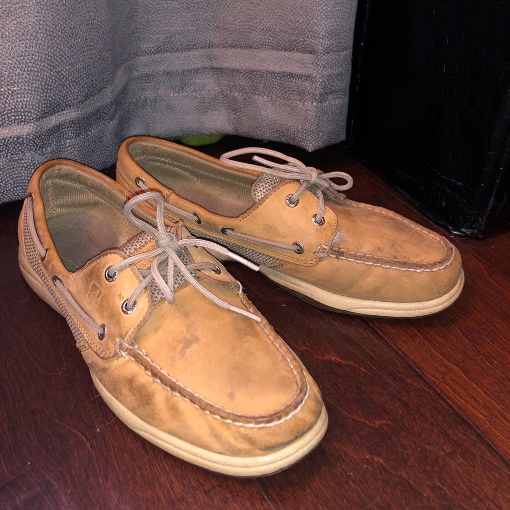 Sperry’s boat shoes